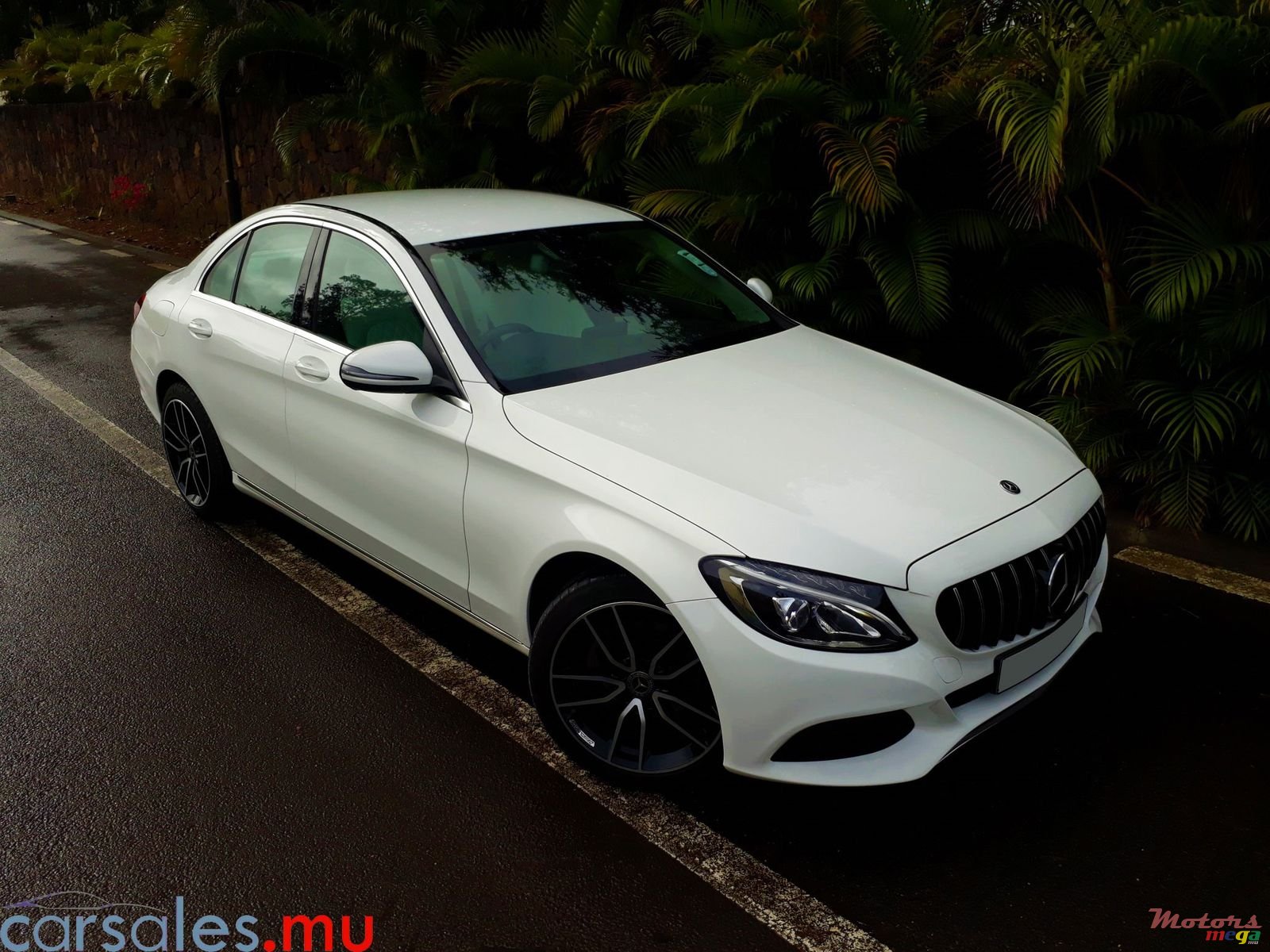 2018' Mercedes-Benz C-Class C180 Elegance photo #1