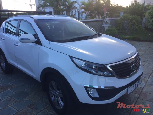 2012' Kia Sportage photo #2