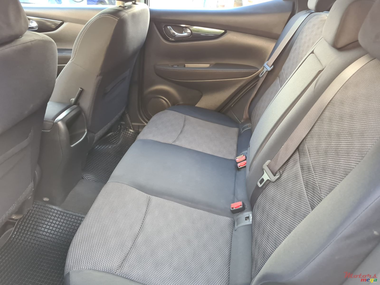 2014' Nissan Qashqai photo #6