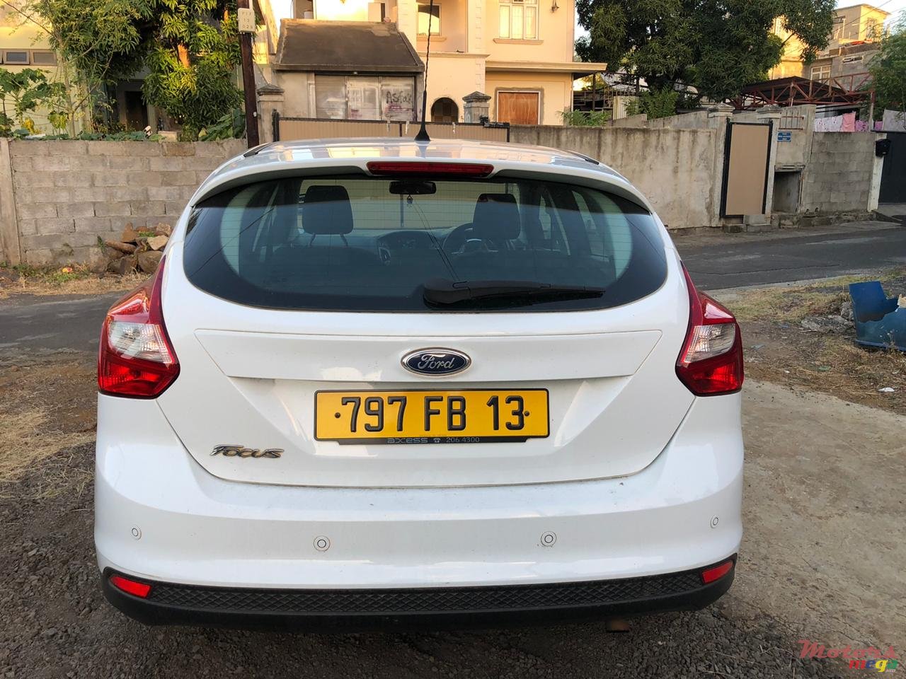 2013' Ford Focus photo #4