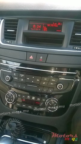 2012' Peugeot 508 photo #2