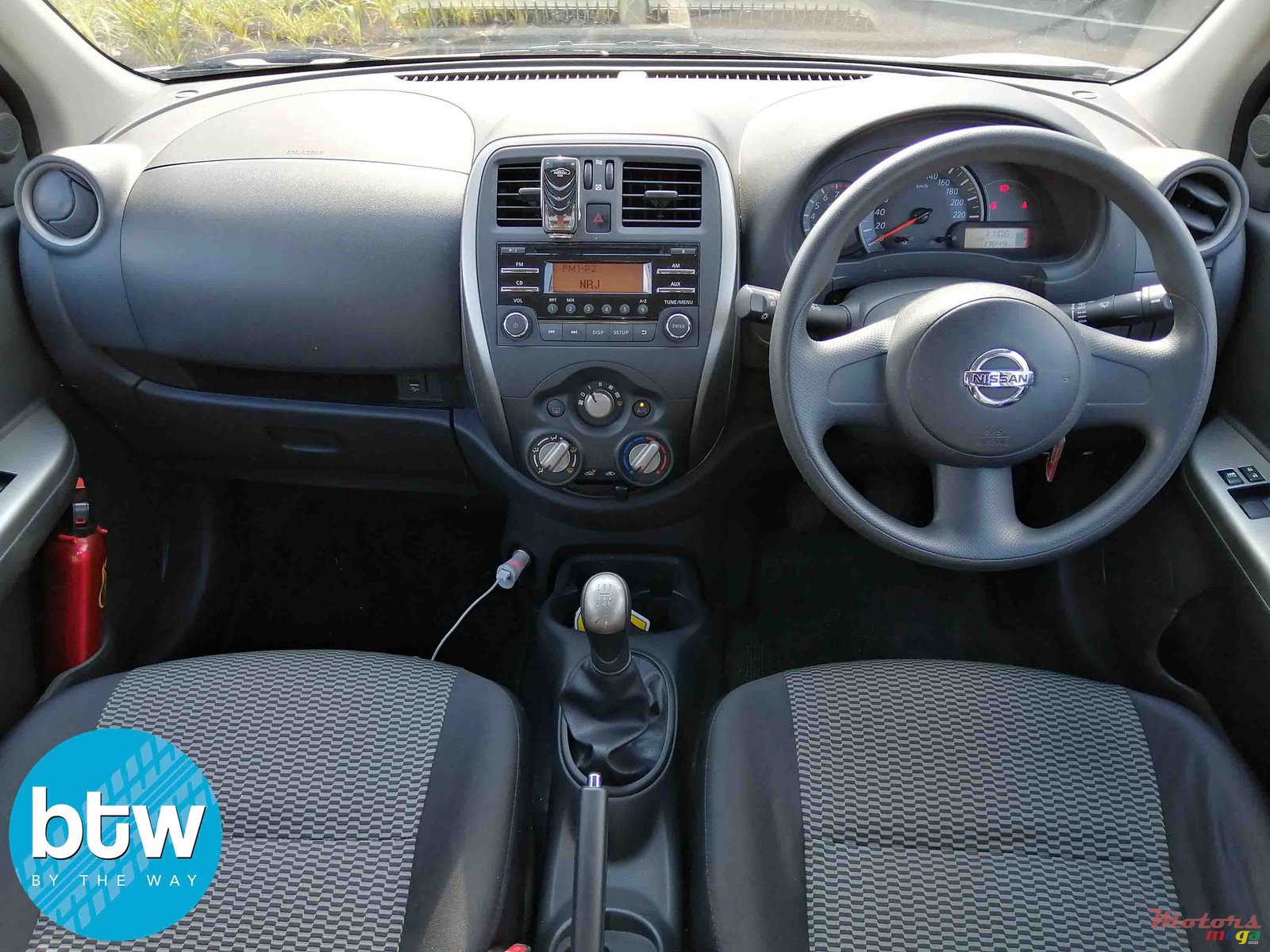 2016' Nissan March photo #4