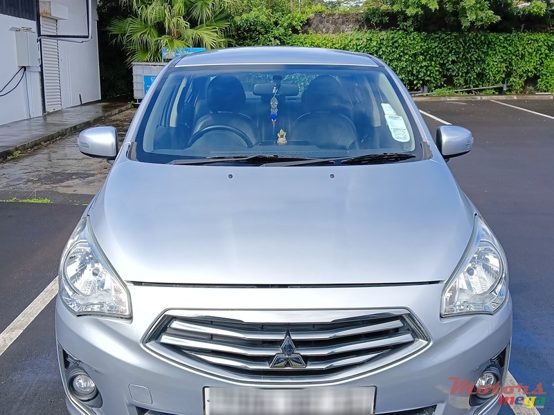 2016' Mitsubishi Attrage photo #1