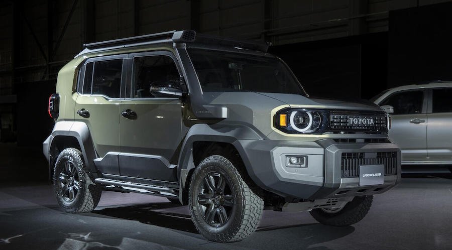 Toyota FJ Cruiser revealed as Defender 90 rival with petrol power