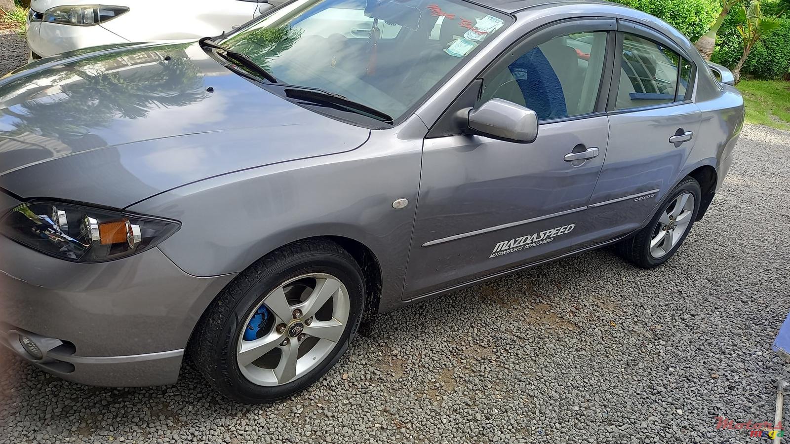 2005' Mazda 3 photo #5