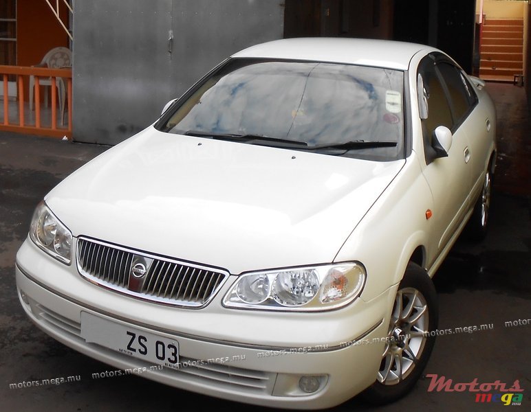 2003' Nissan n17 photo #2