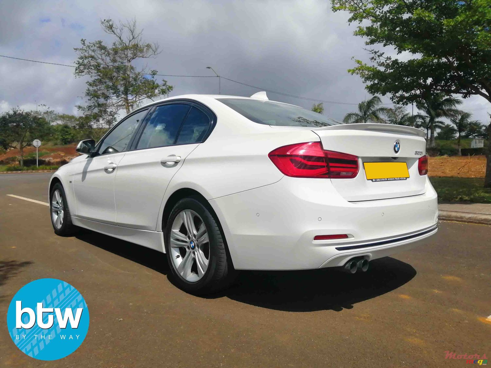 2016' BMW 320 photo #3