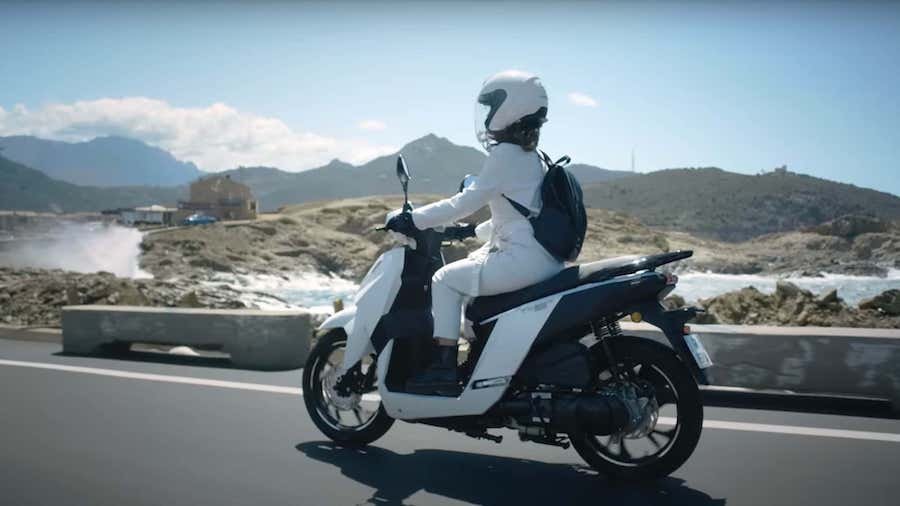 Peugeot Launches New Tweet 200 GT Scooter In Japan