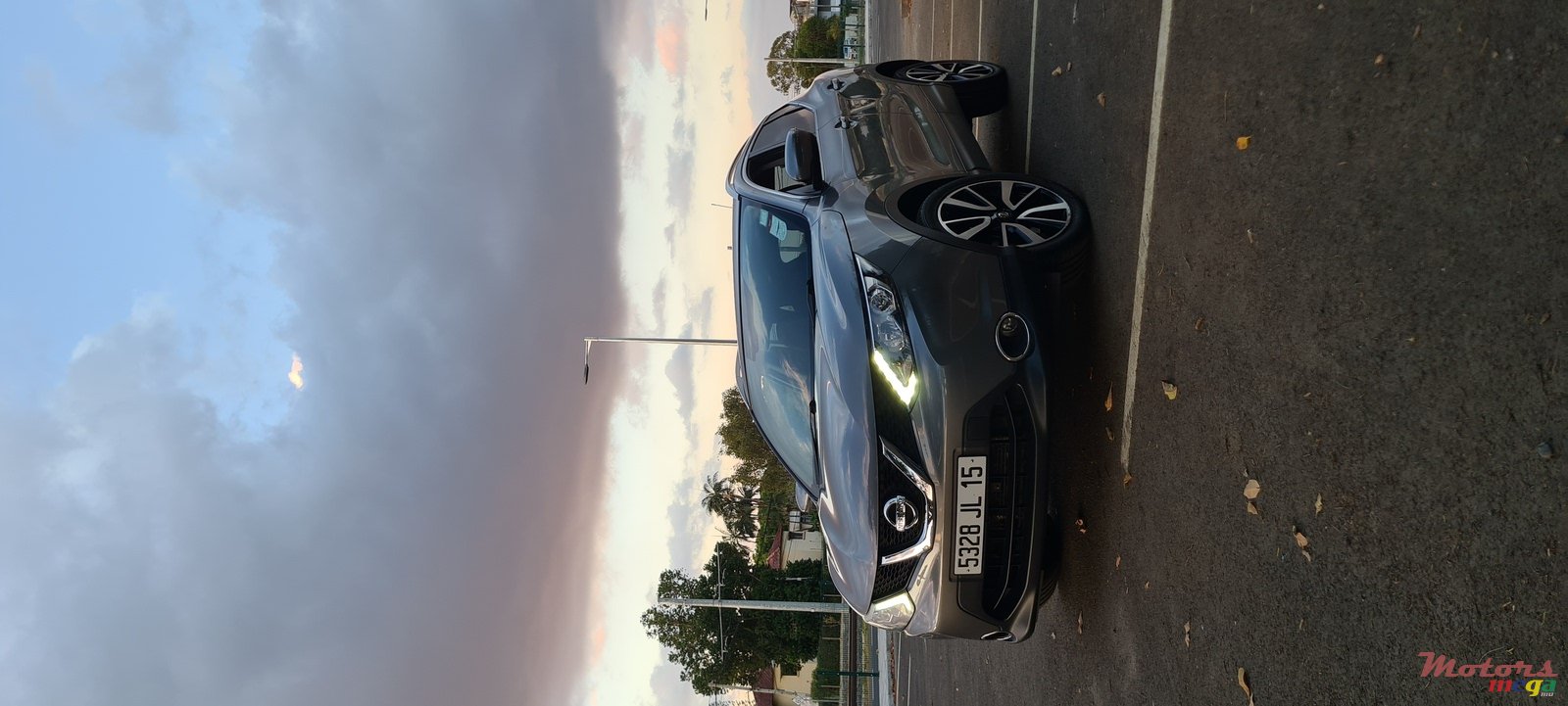 2015' Nissan Qashqai Acenta 1.6 diesel photo #2