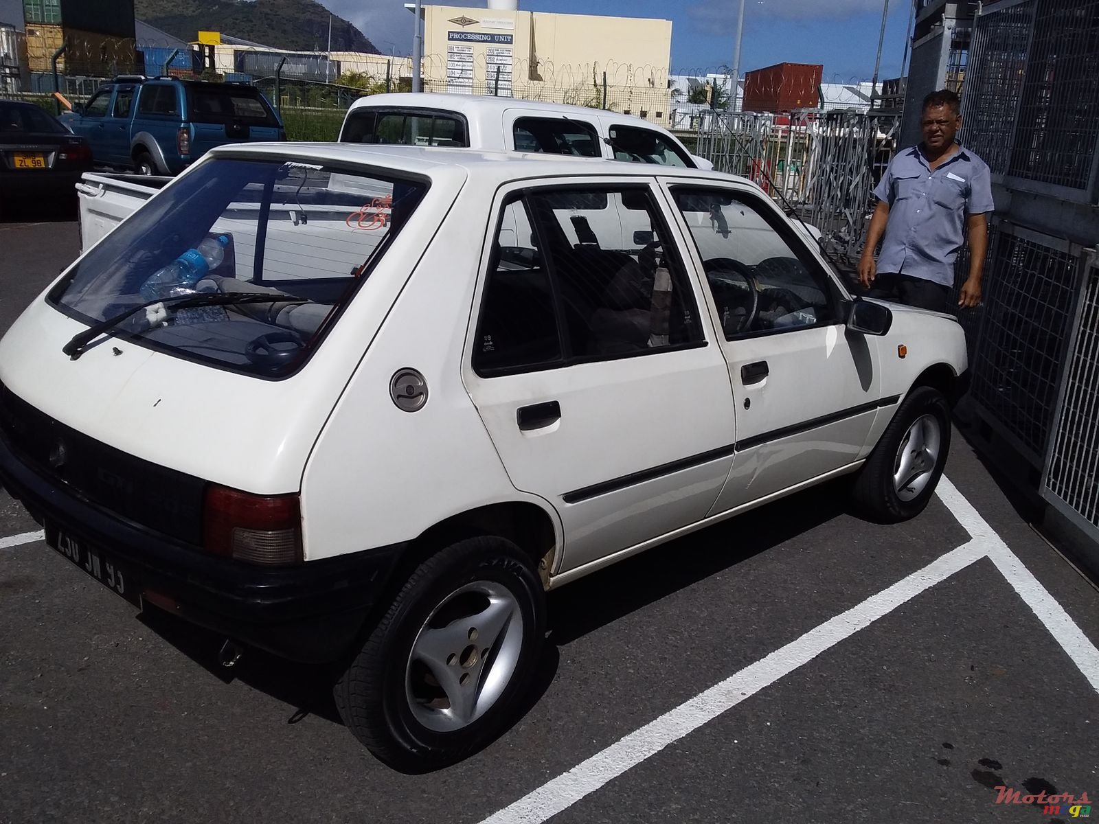 1993' Peugeot 205 photo #1
