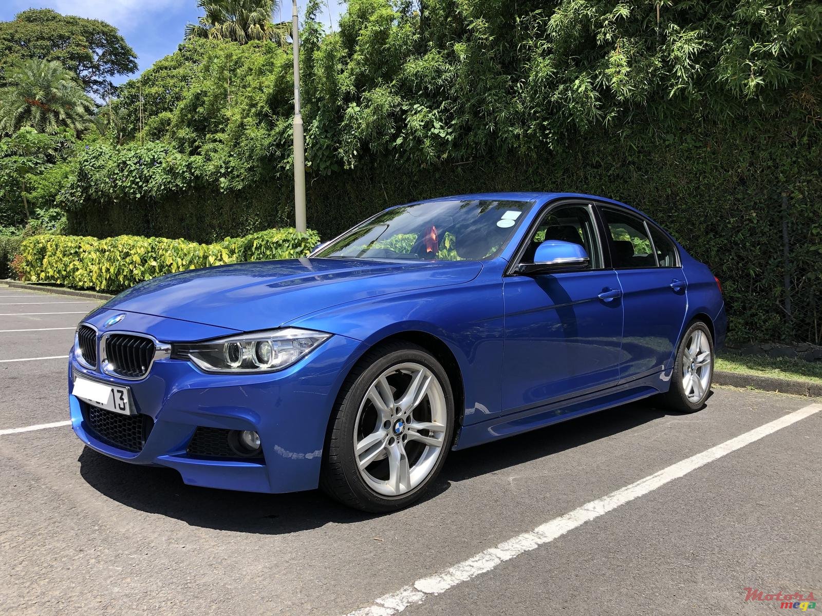 2013' BMW 3 Series M Sport photo #2