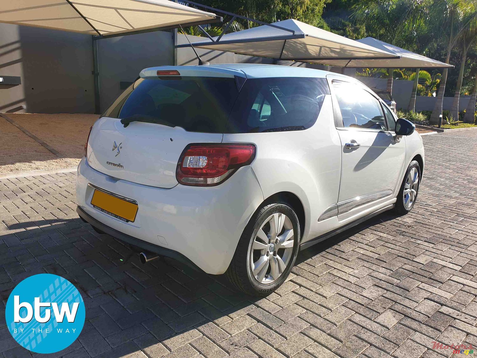 2010' Citroen DS 3 photo #2