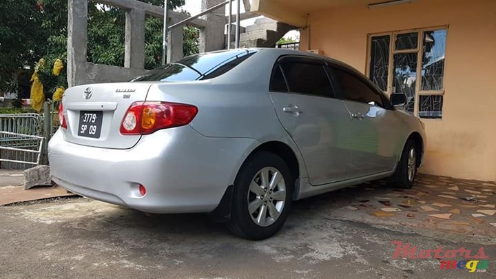 2009' Toyota Corolla GLI photo #2