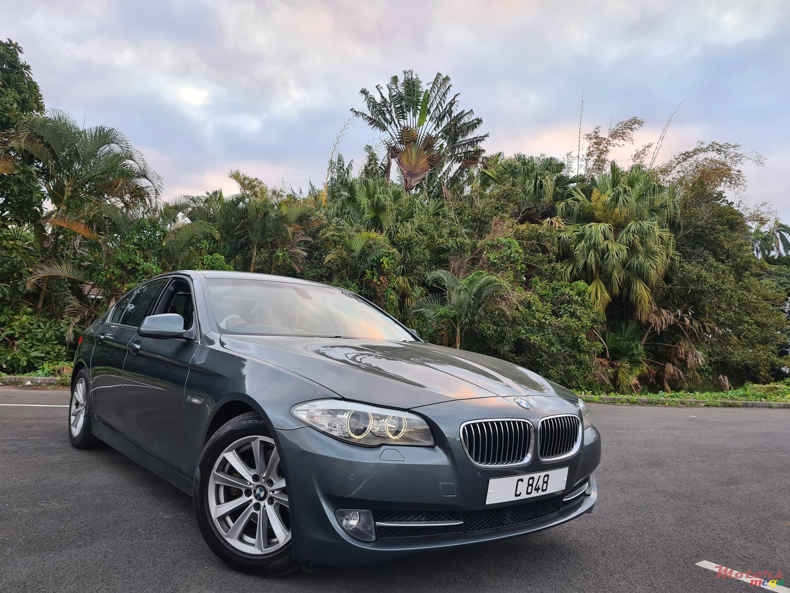 2012' BMW 520d manual photo #1