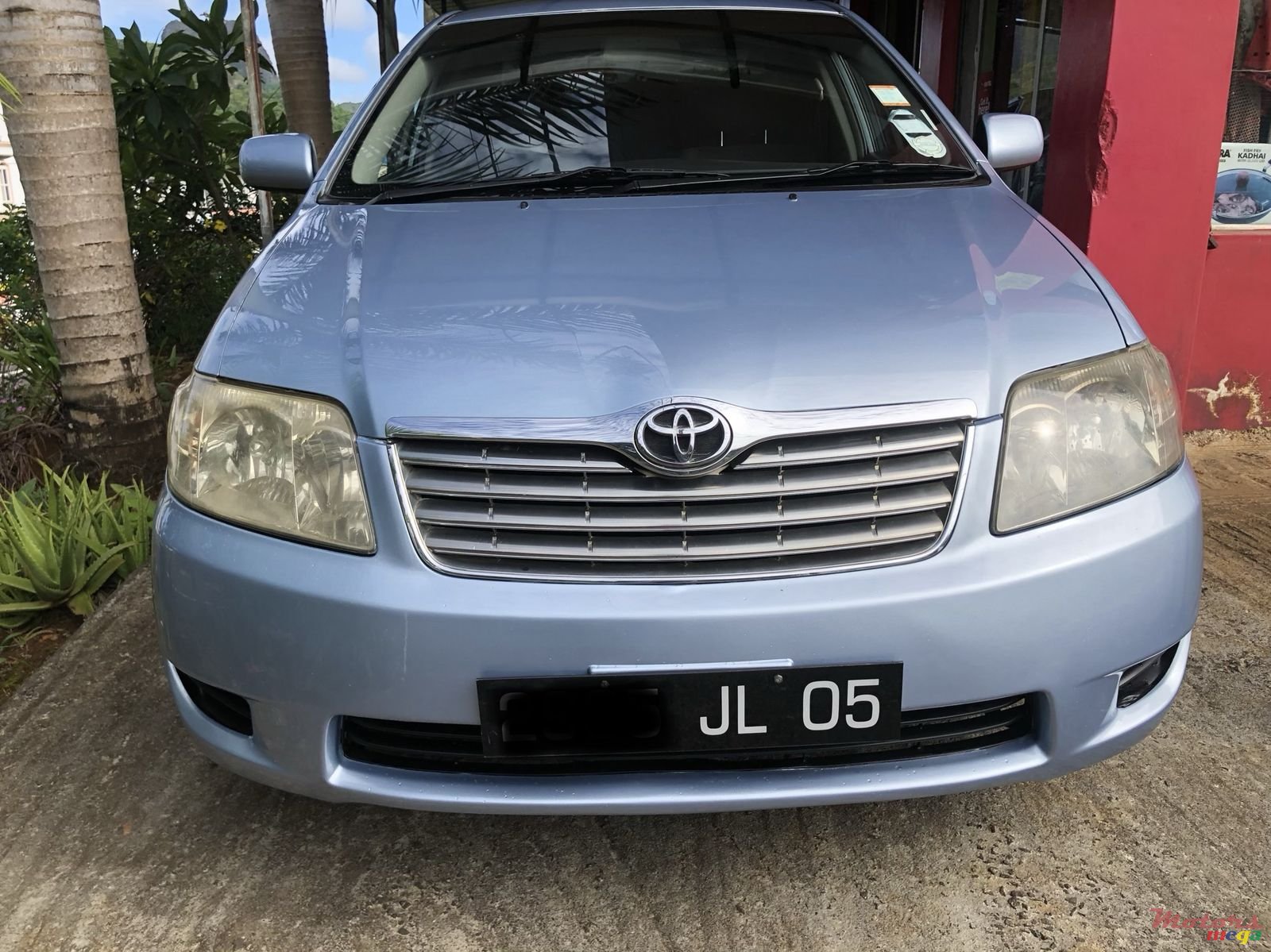 2005' Toyota Corolla photo #1