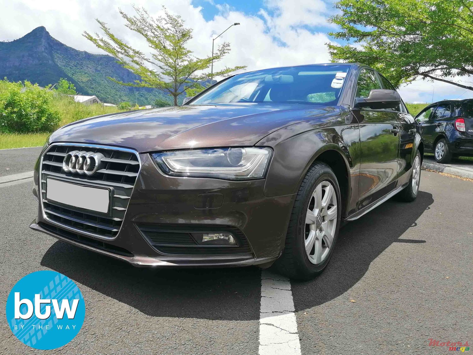 2013' Audi A4 photo #2