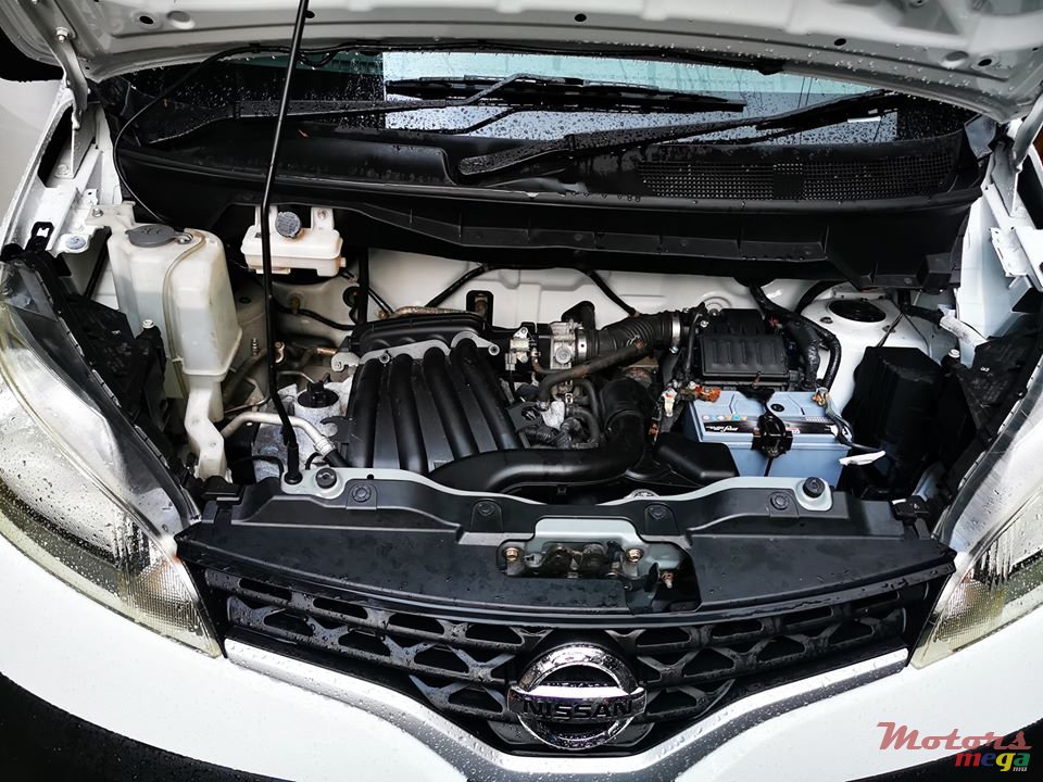 2013' Nissan NV 200 photo #7