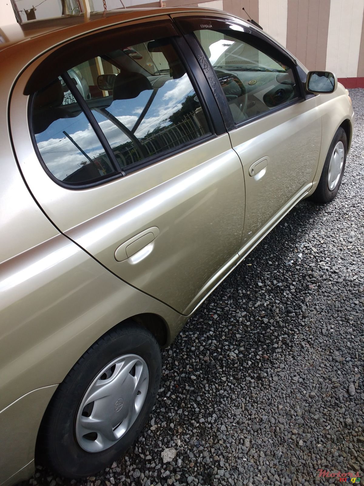 2000' Toyota Echo photo #2