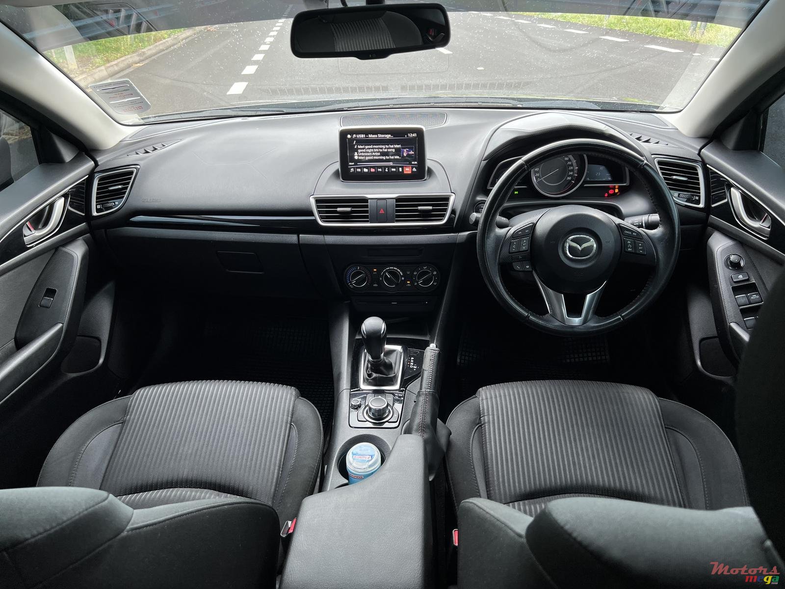 2016' Mazda 3 photo #5