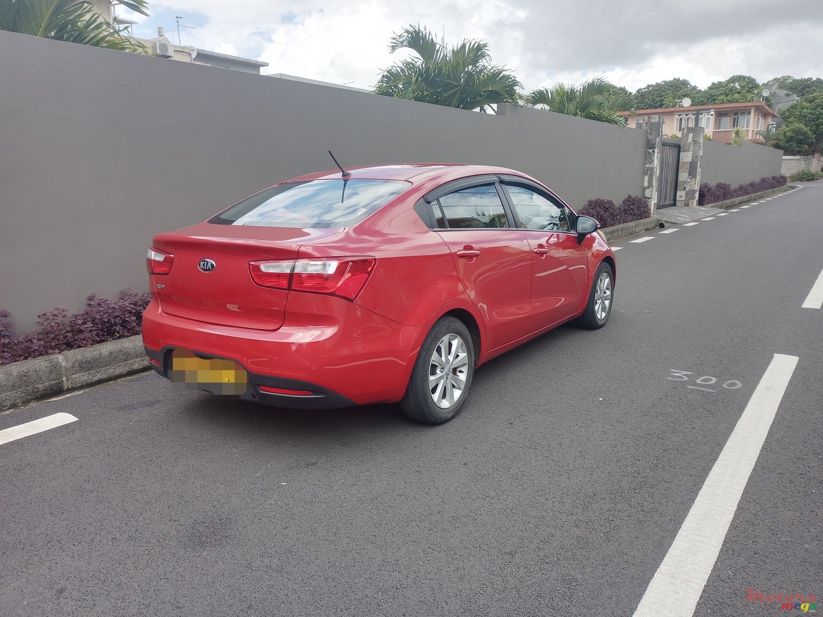 2014' Kia Rio photo #2