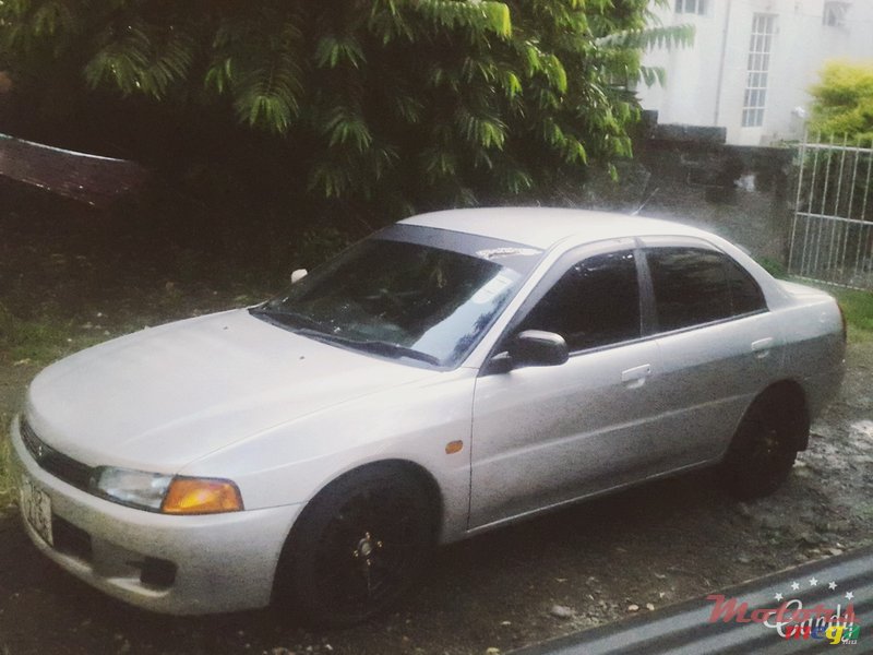 1996' Mitsubishi Lancer photo #1