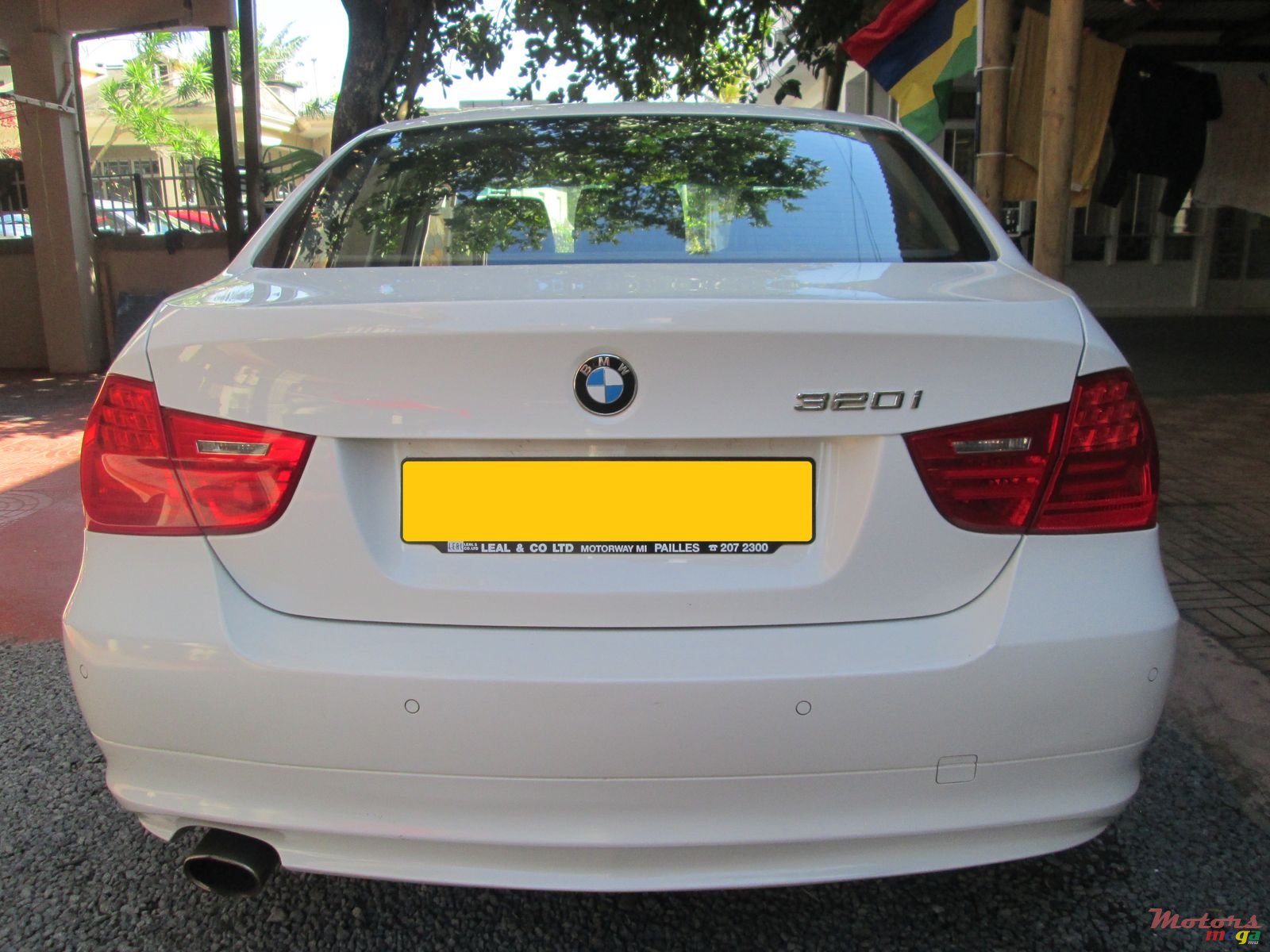 2011' BMW 320 i photo #4