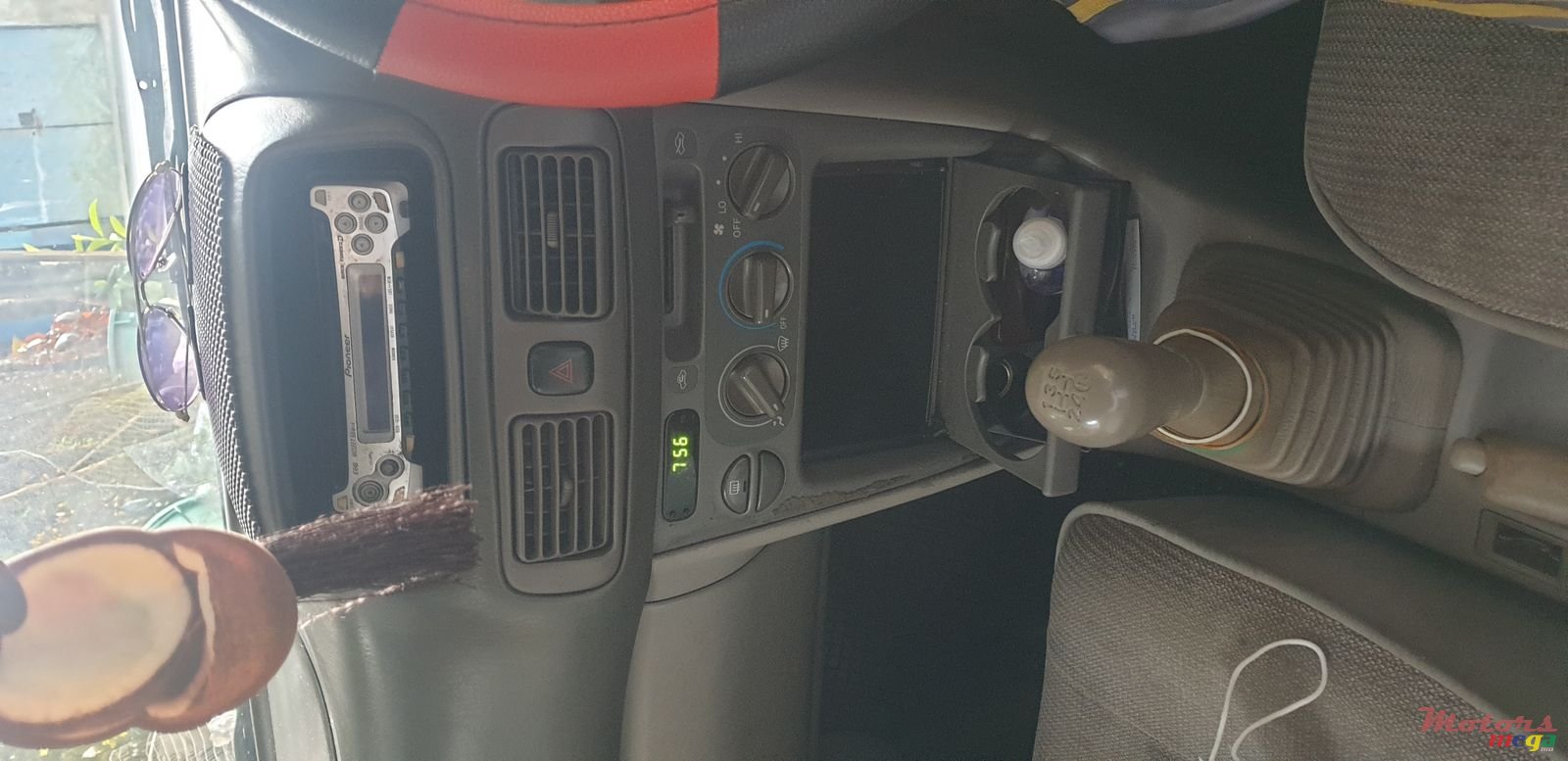 1999' Toyota Corolla photo #2