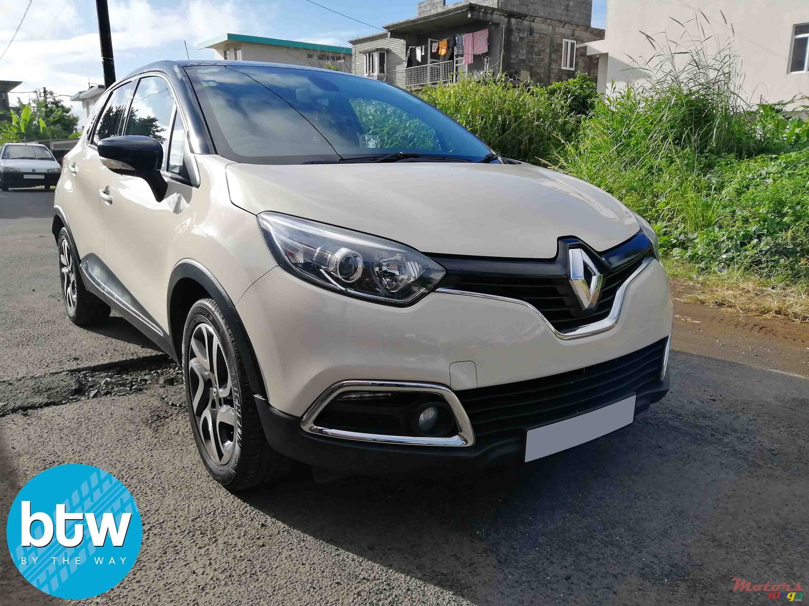 2014' Renault Captur 1.2 Turbo Automatic photo #1