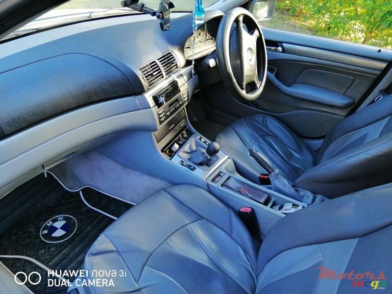 2001' BMW 3 Series E46 2000-2005 photo #4