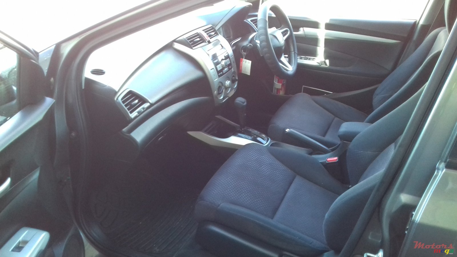 2010' Honda City photo #4