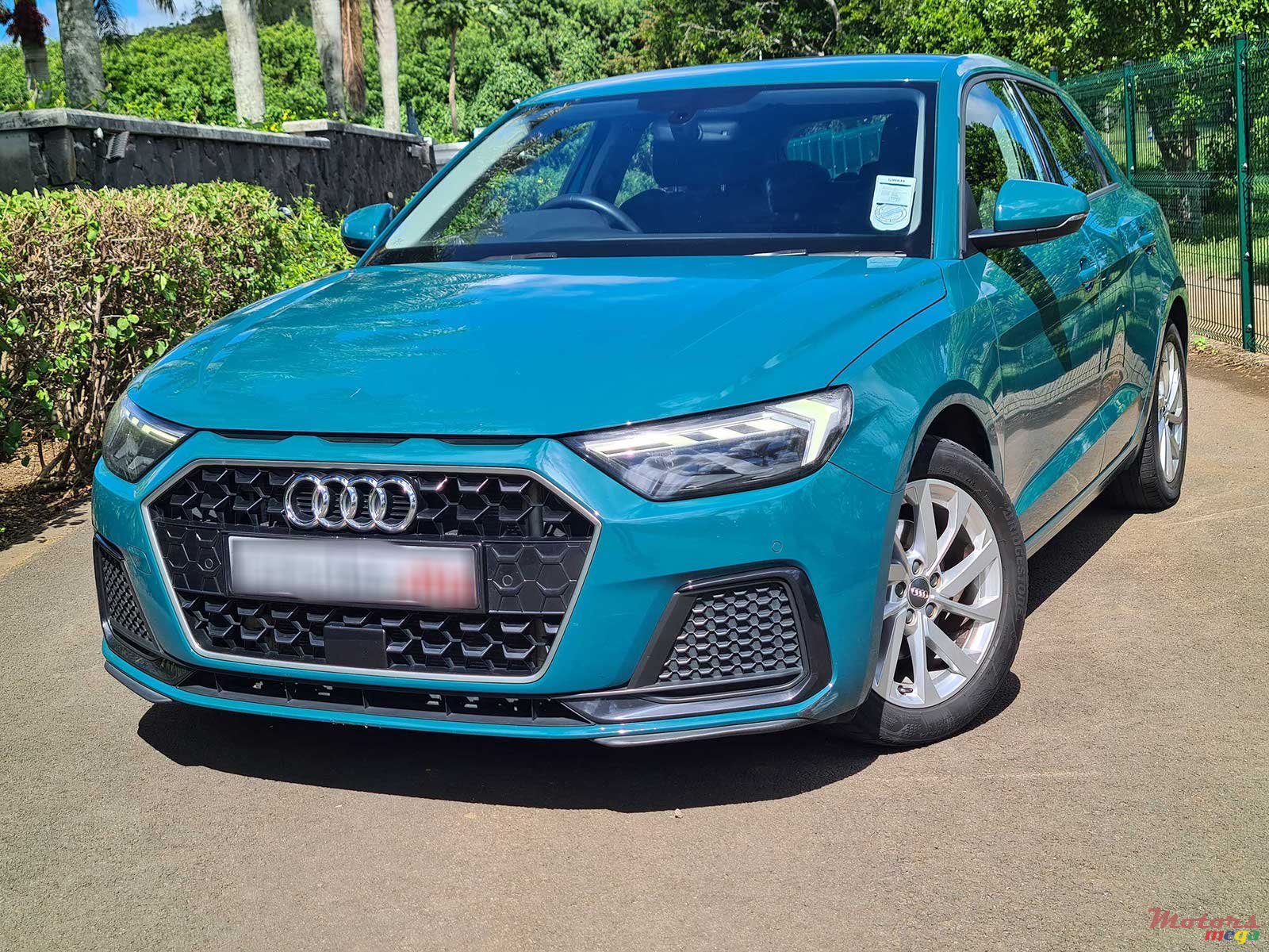 2021' Audi A1 1.0 TFSI photo #1