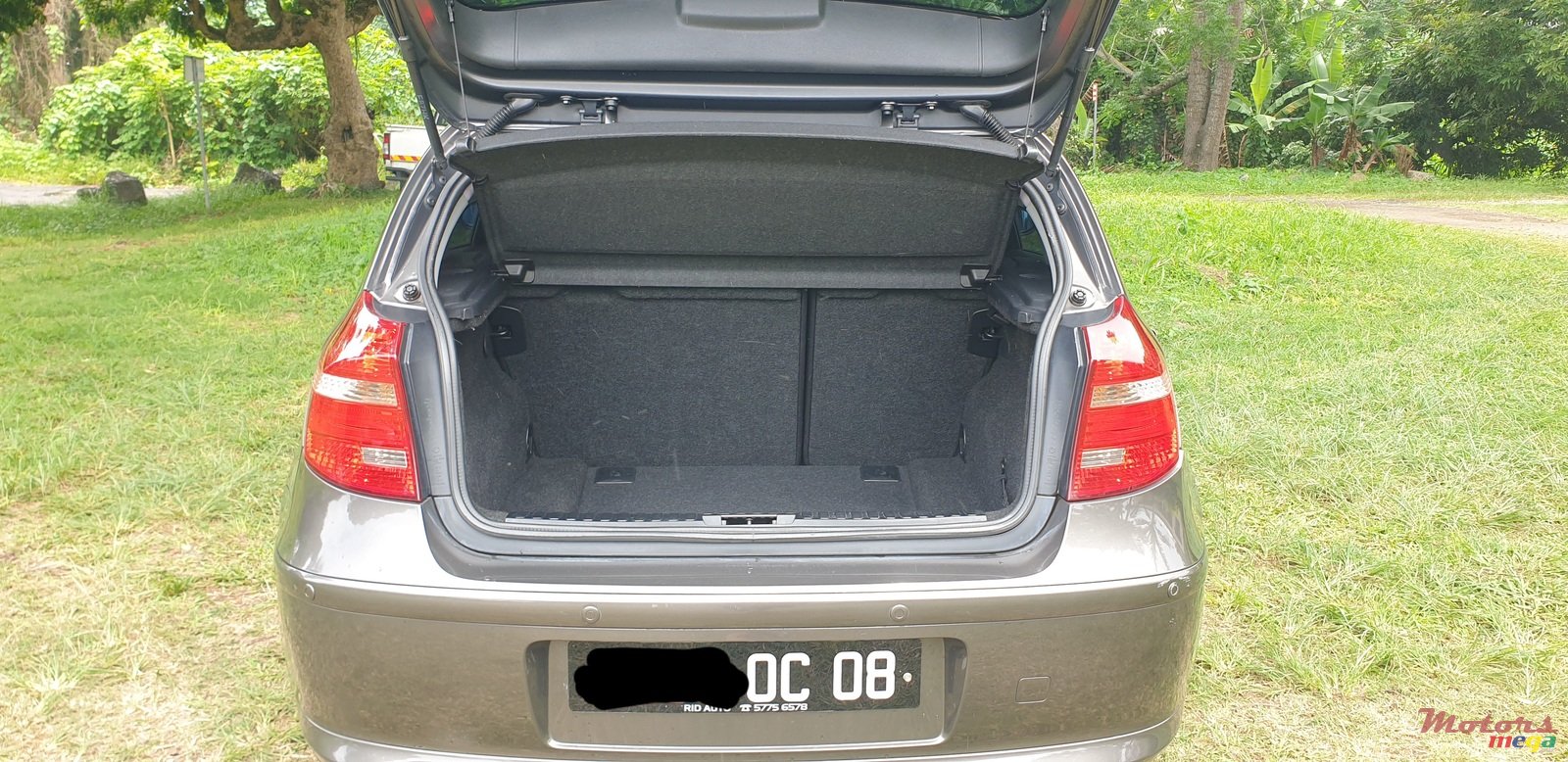 2008' BMW 116 photo #7