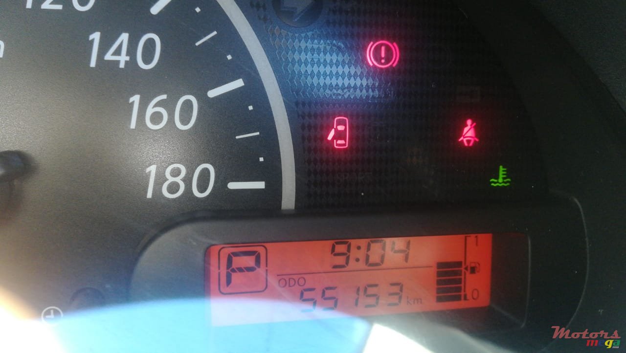 2015' Nissan Micra special edition photo #5