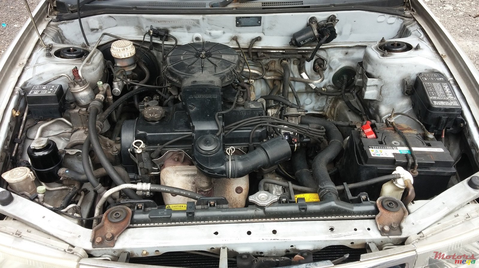 1998' Mitsubishi Lancer GL photo #4