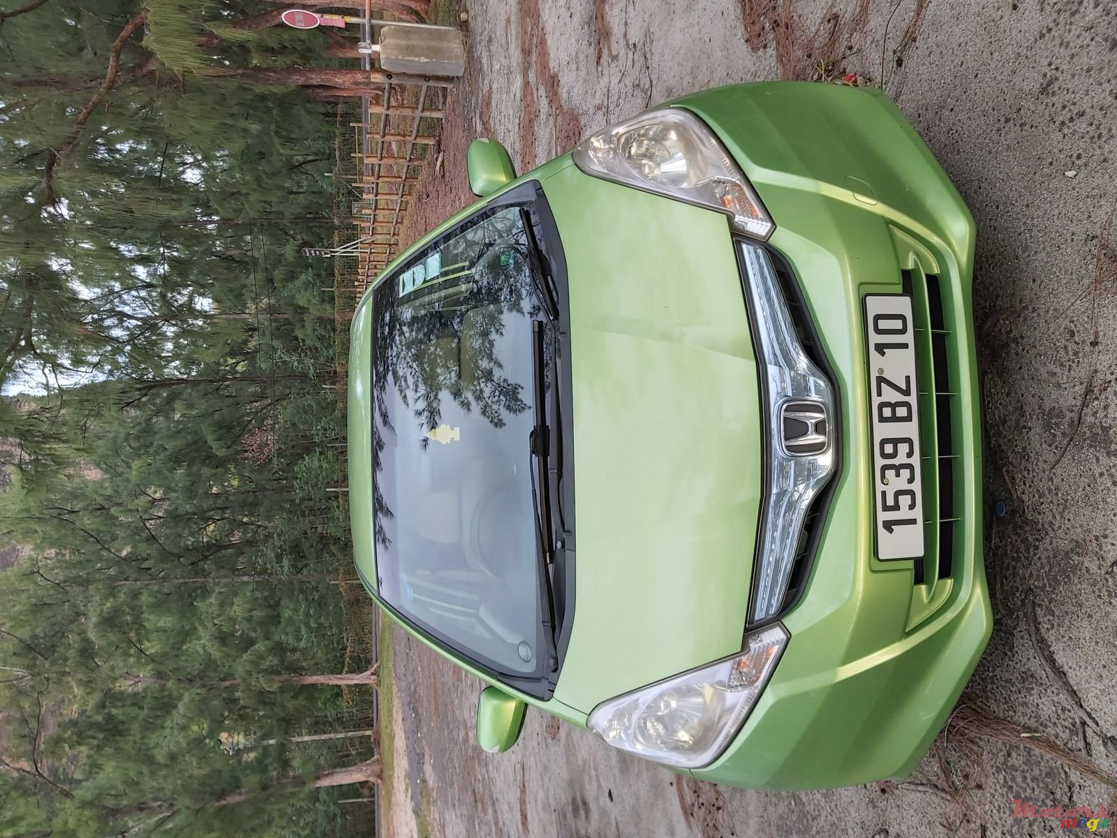 2010' Honda Fit photo #5