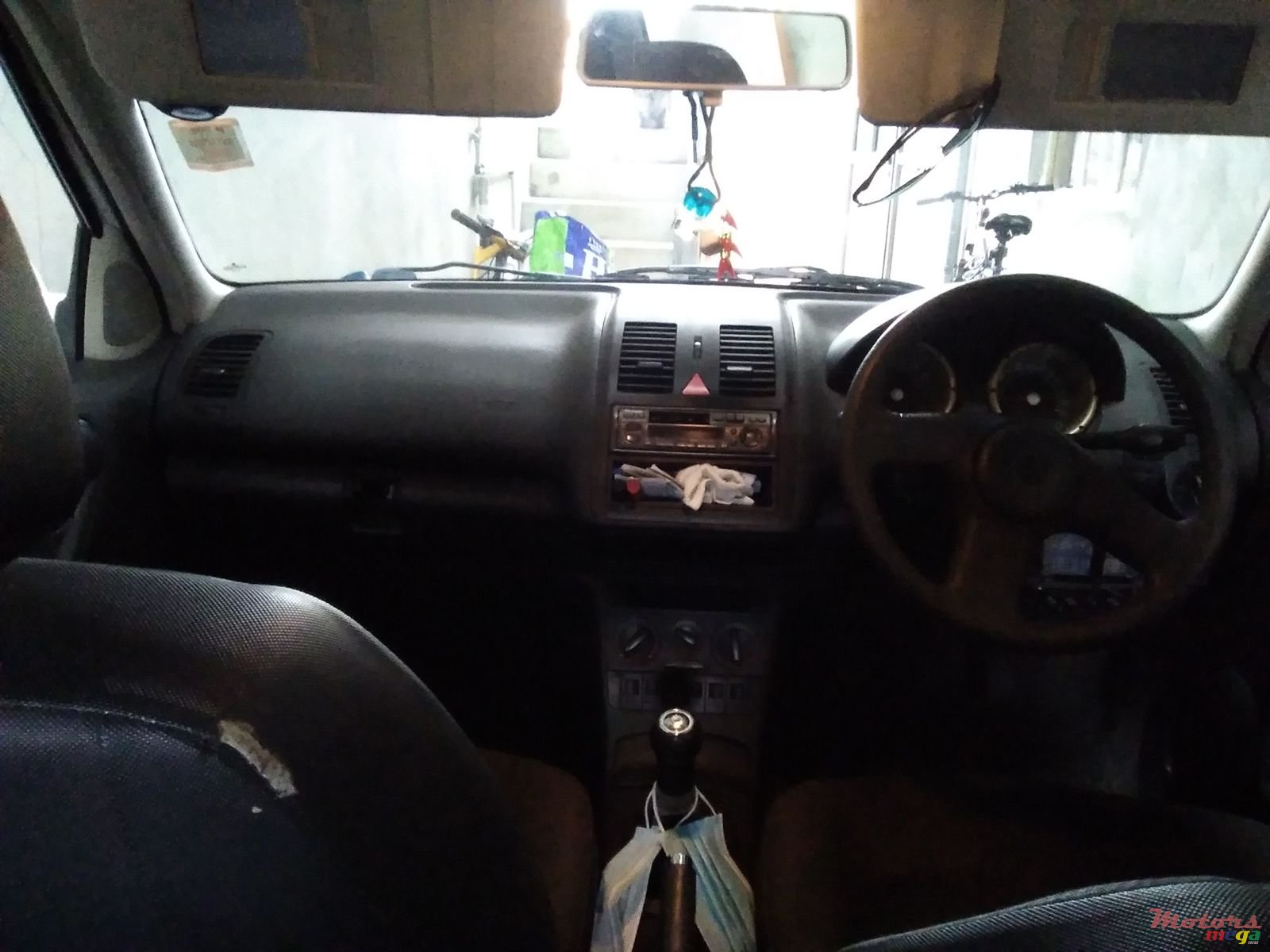 2000' Volkswagen Polo photo #2