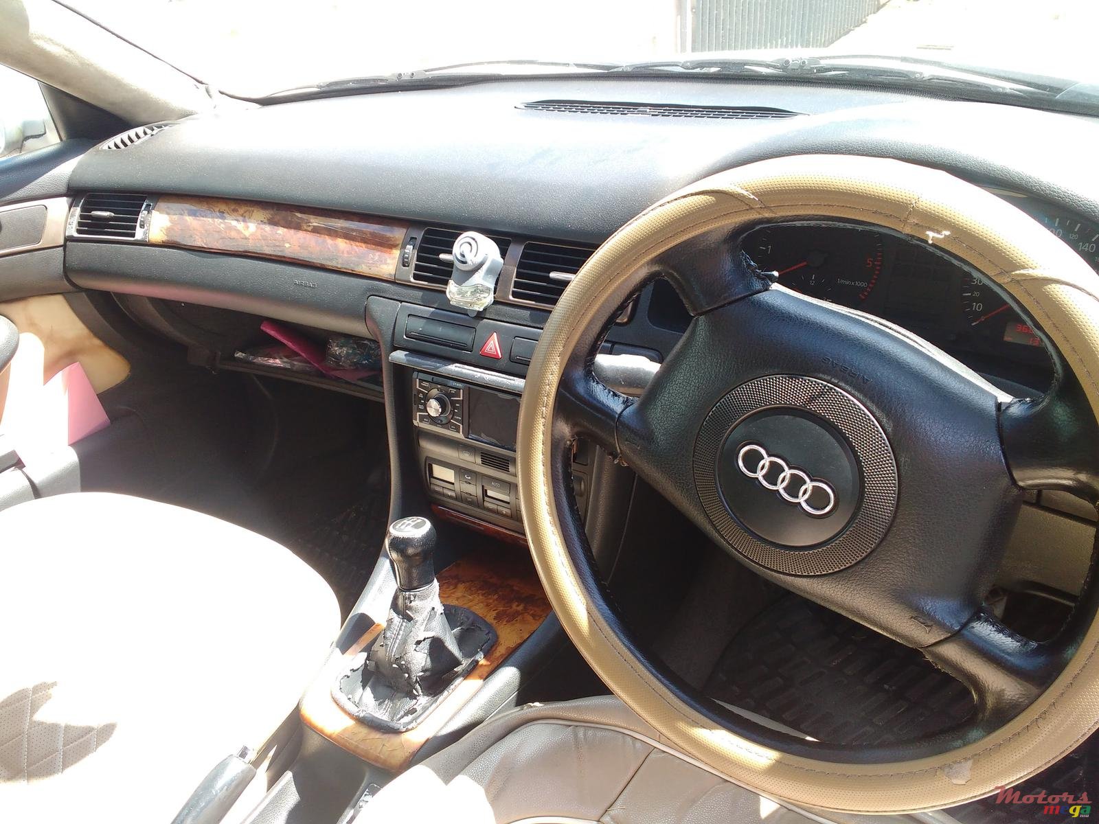 2001' Audi A6 photo #2