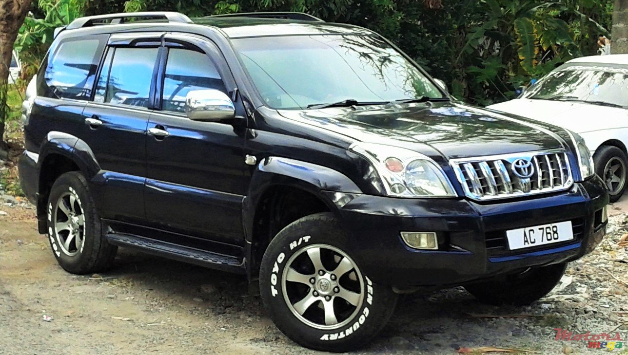 2003' Toyota landcruiser gx photo #1