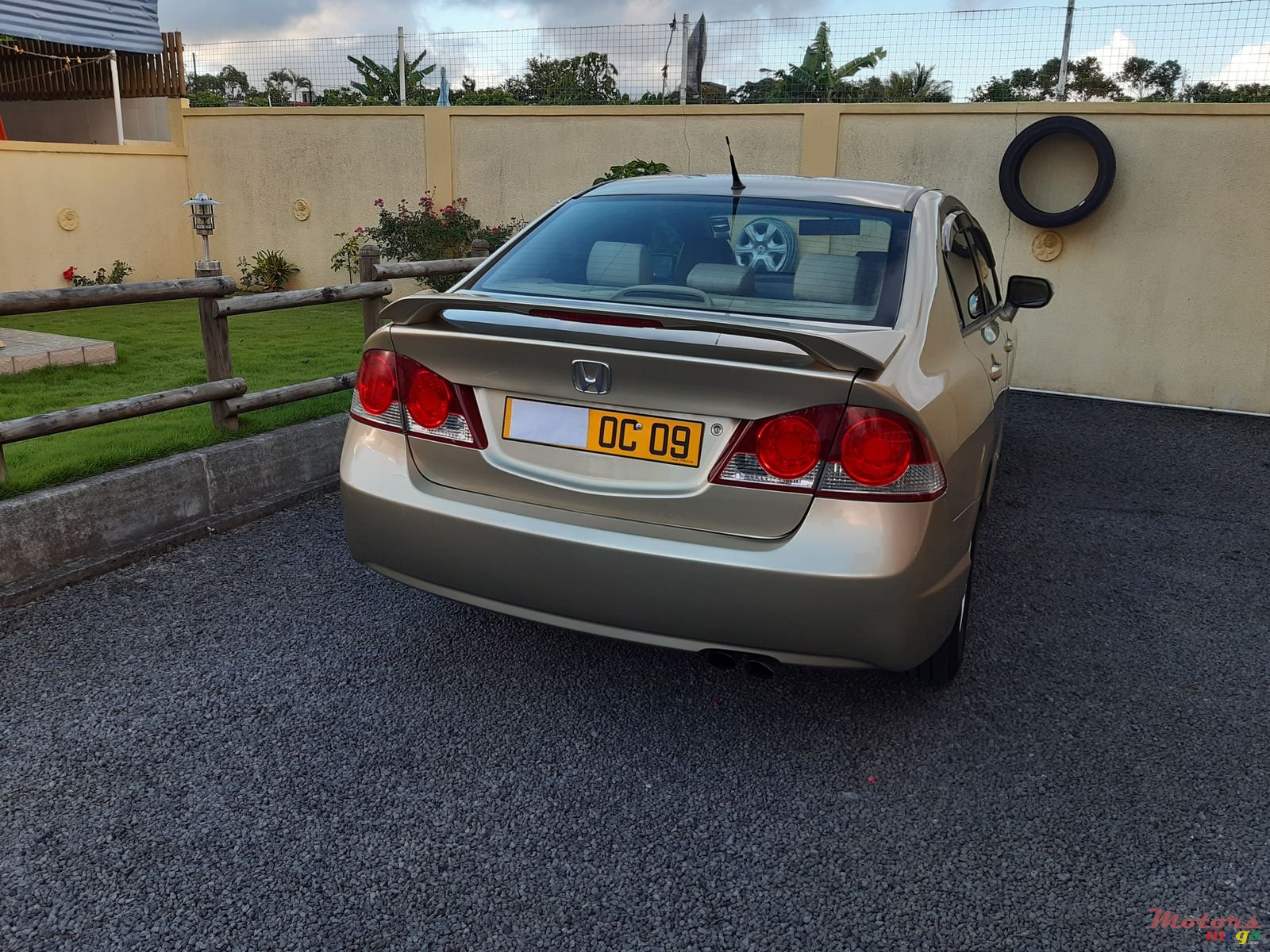 2009' Honda Civic Manual  1799cc non hybrid photo #3