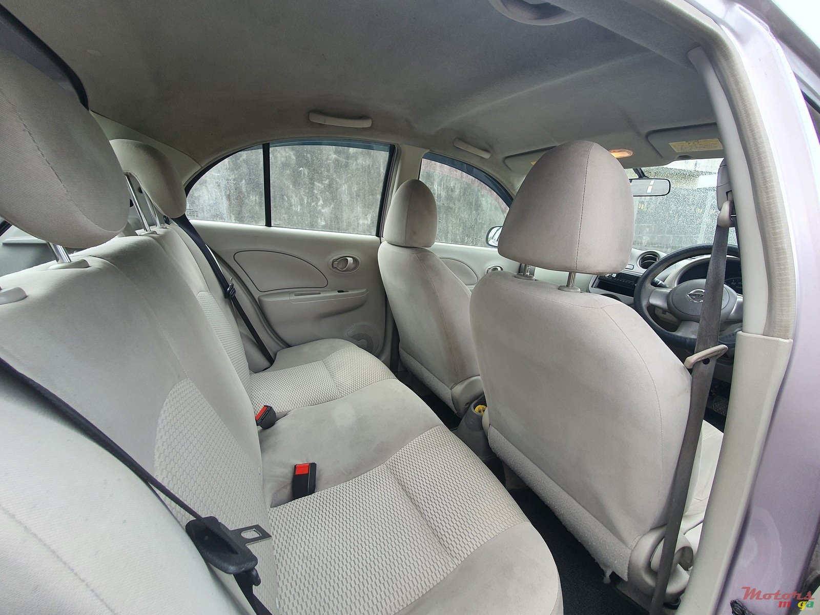 2011' Nissan March photo #6