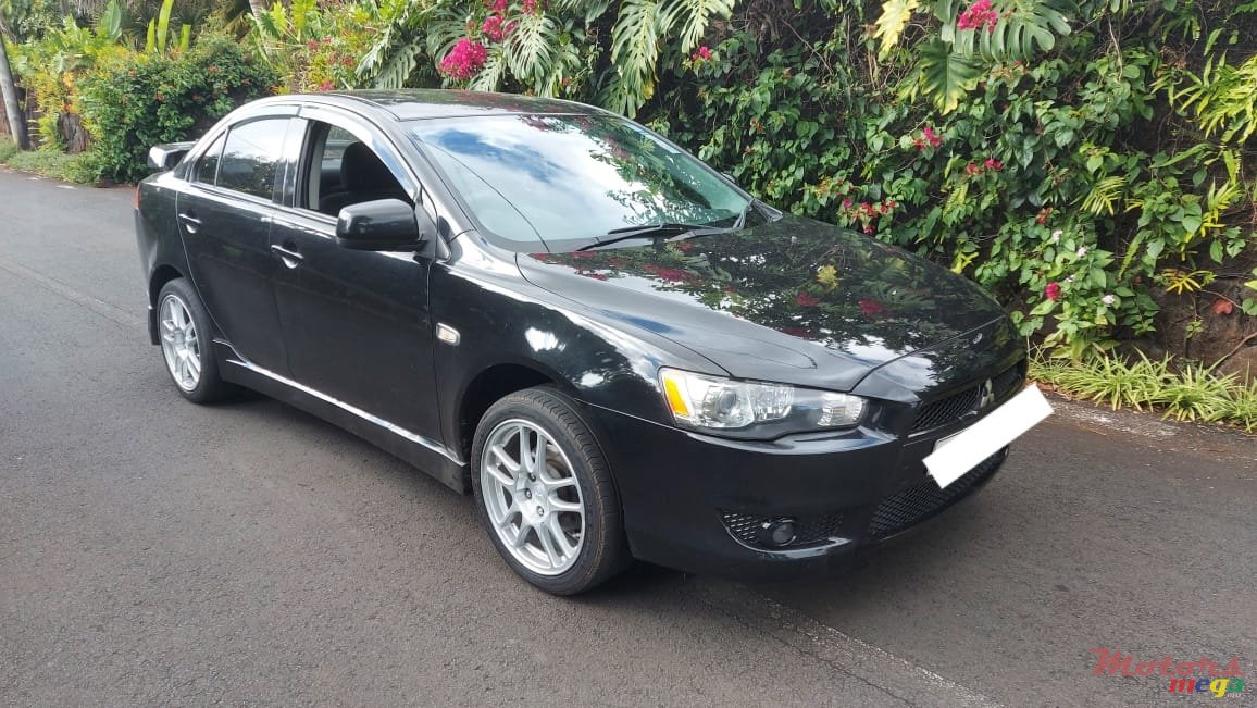 2009' Mitsubishi Lancer Ex photo #3