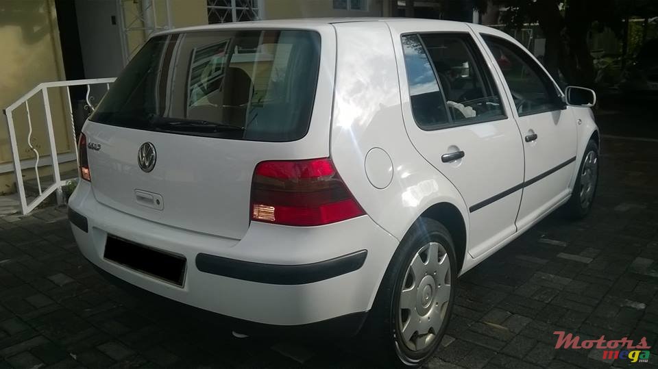 2005' Volkswagen GOLF 4 OCEAN EDITION photo #3