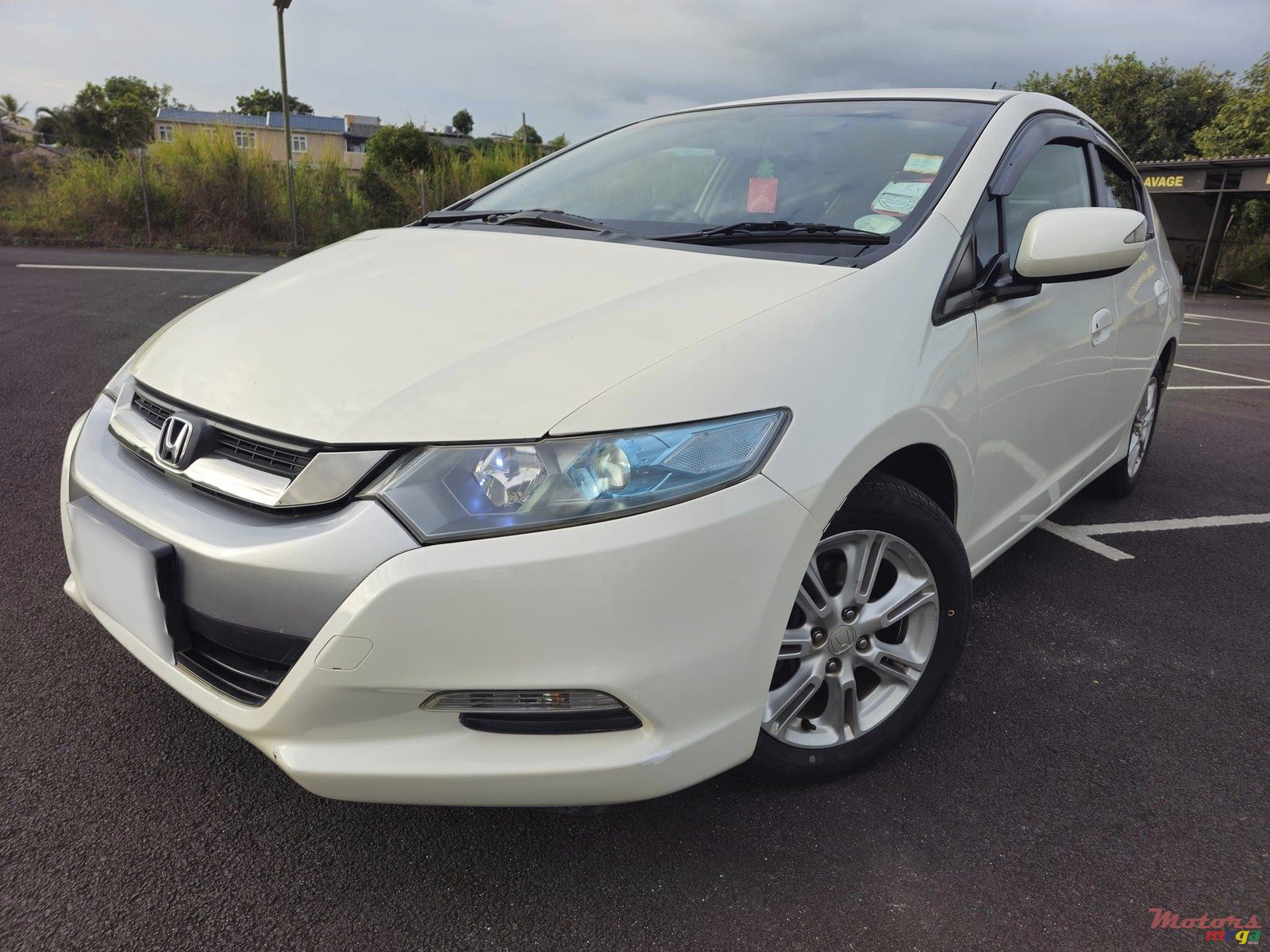 2010' Honda Insight Hybrid photo #7