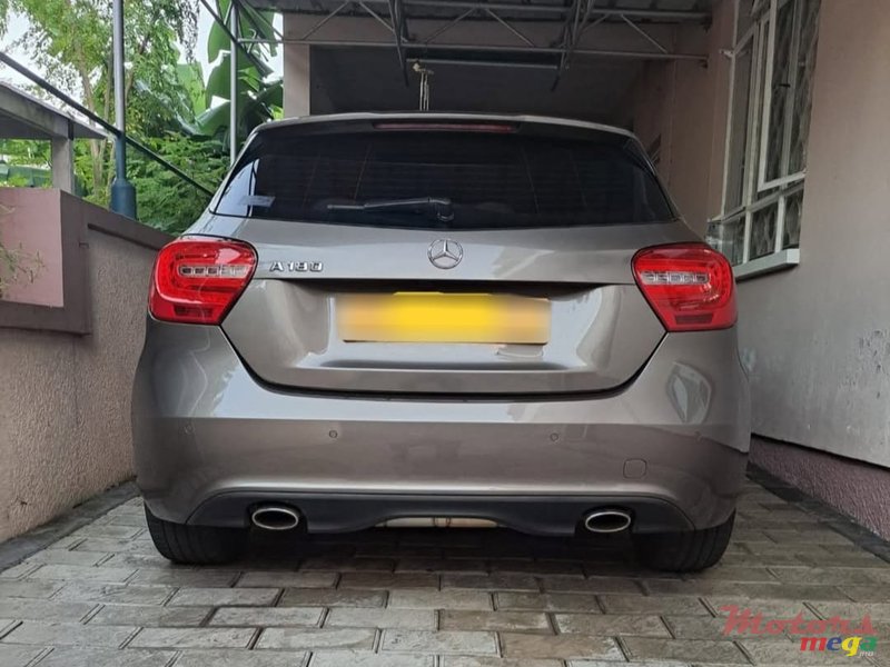 2014' Mercedes-Benz A 180 photo #4