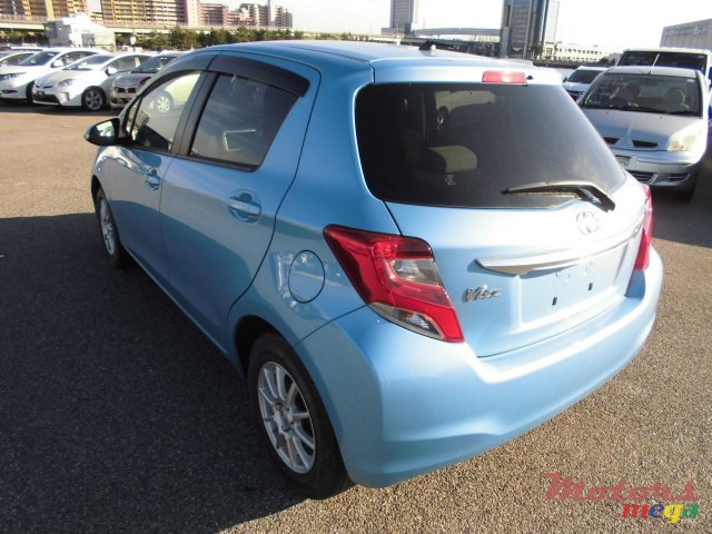 2014' Toyota Vitz photo #3