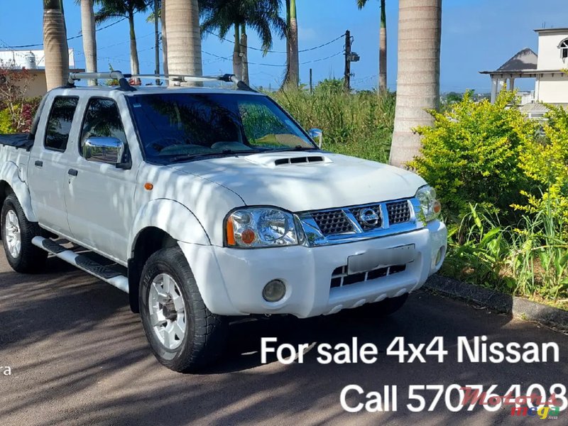 2014' Nissan NP300 photo #1