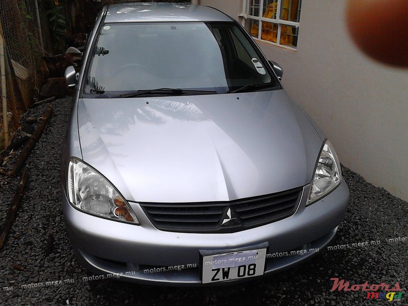 2008' Mitsubishi photo #1