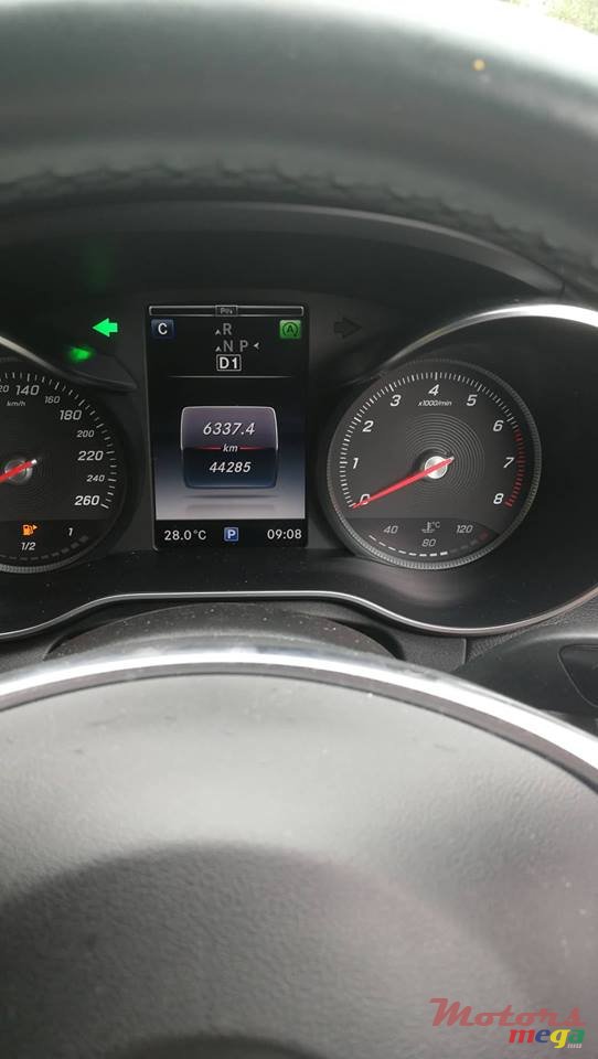 2014' Mercedes-Benz C-Class photo #2