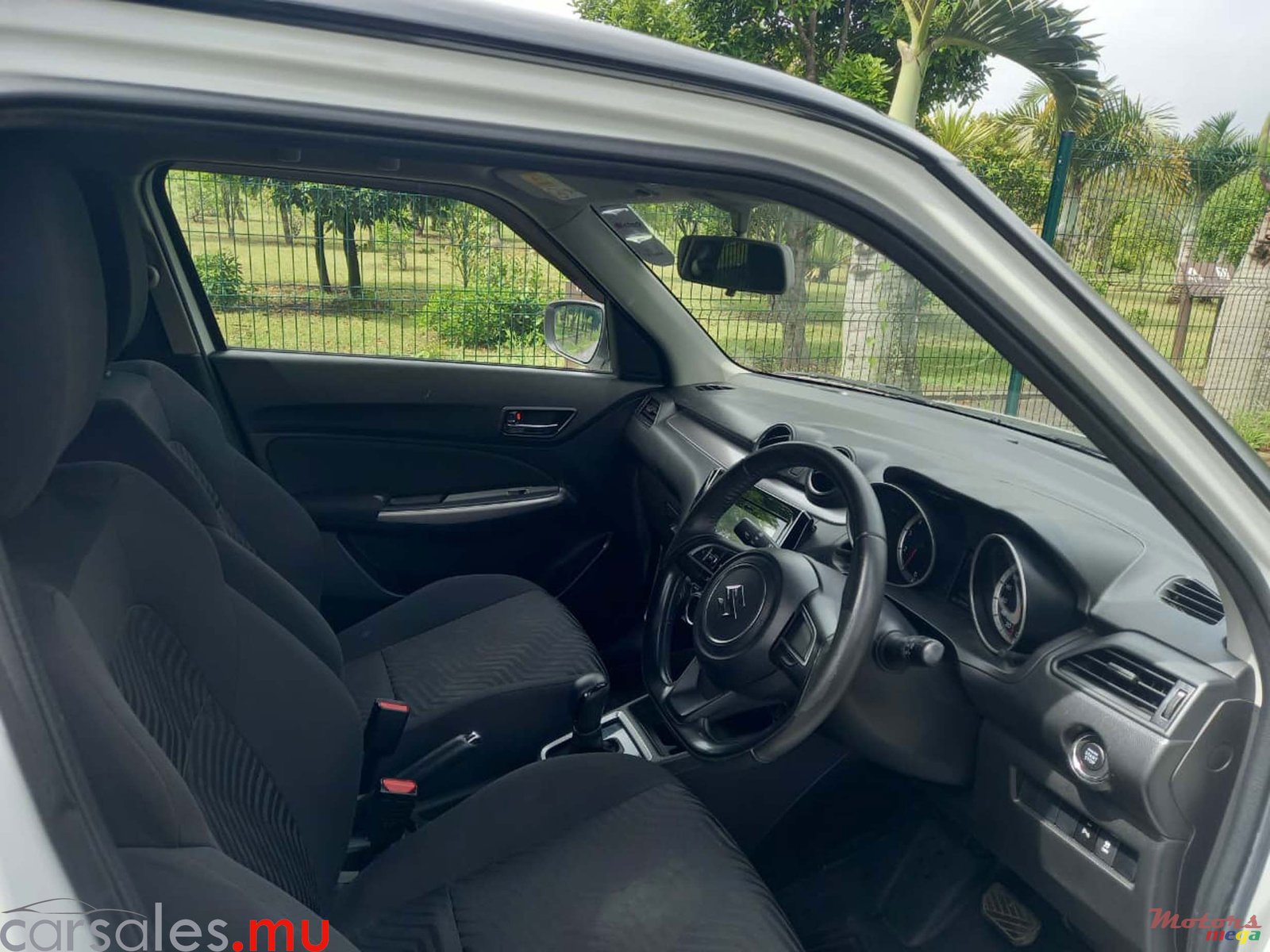 2023' Suzuki Swift 1.2 photo #6