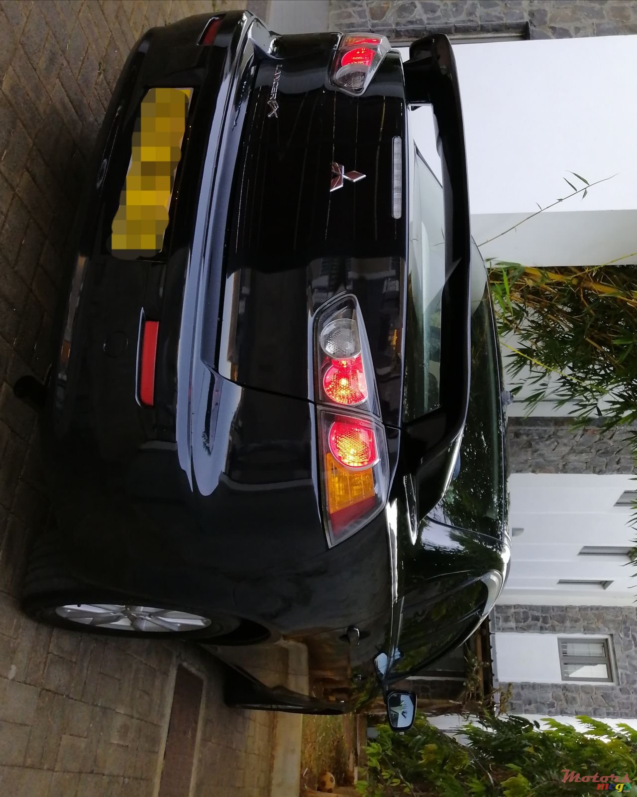 2016' Mitsubishi Lancer X photo #3